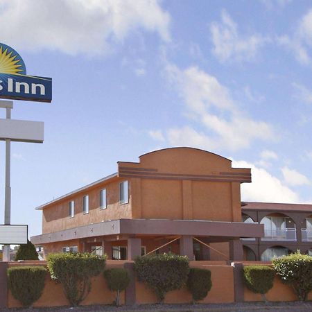 Days Inn By Wyndham סוקורו מראה חיצוני תמונה