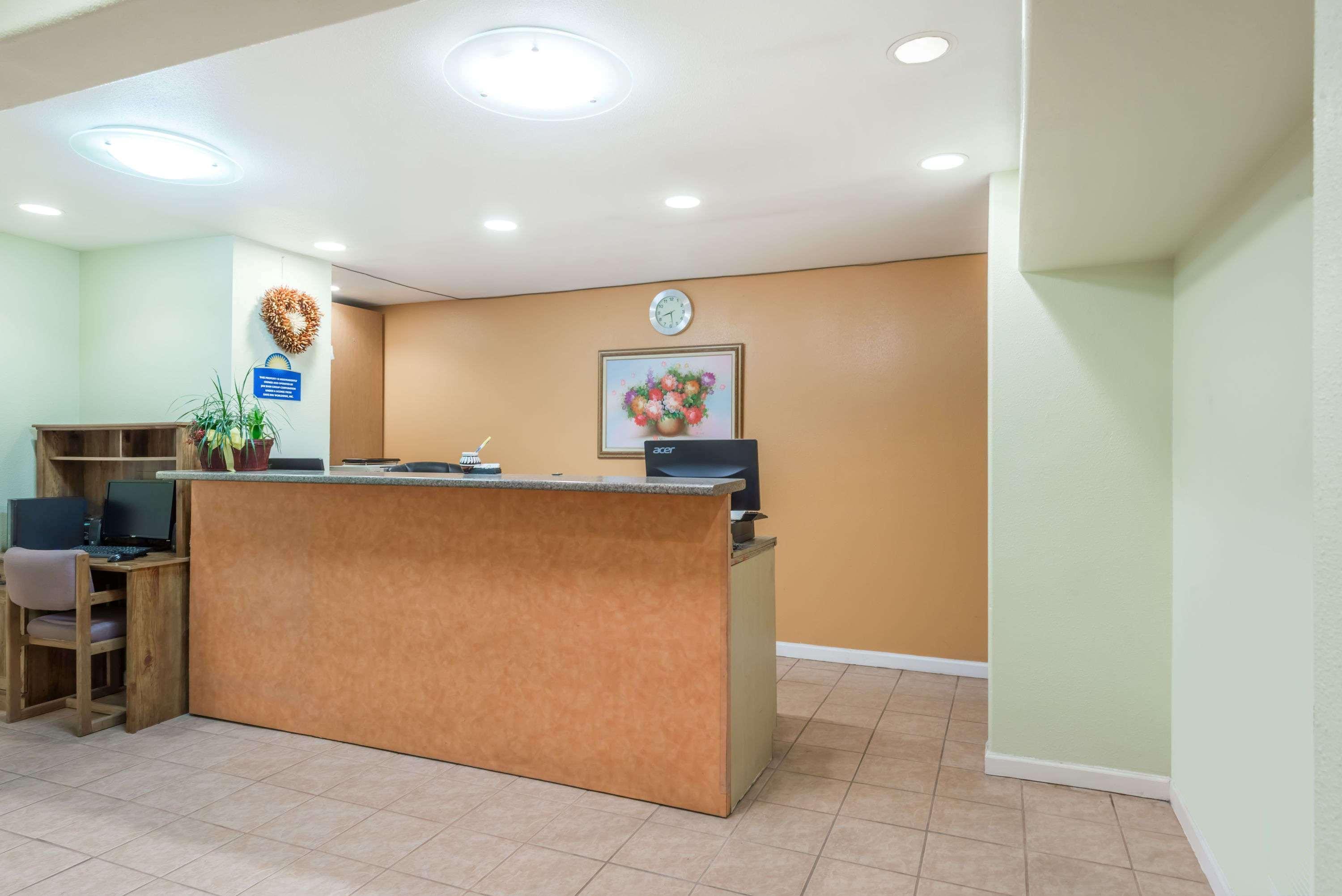 Days Inn By Wyndham סוקורו מראה חיצוני תמונה
