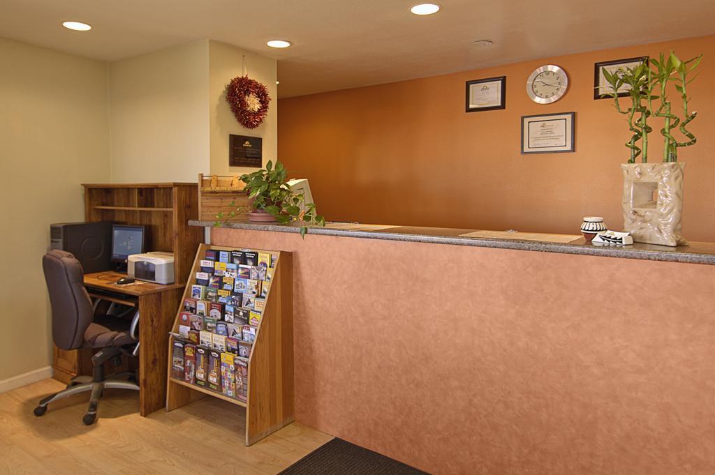 Days Inn By Wyndham סוקורו מראה פנימי תמונה